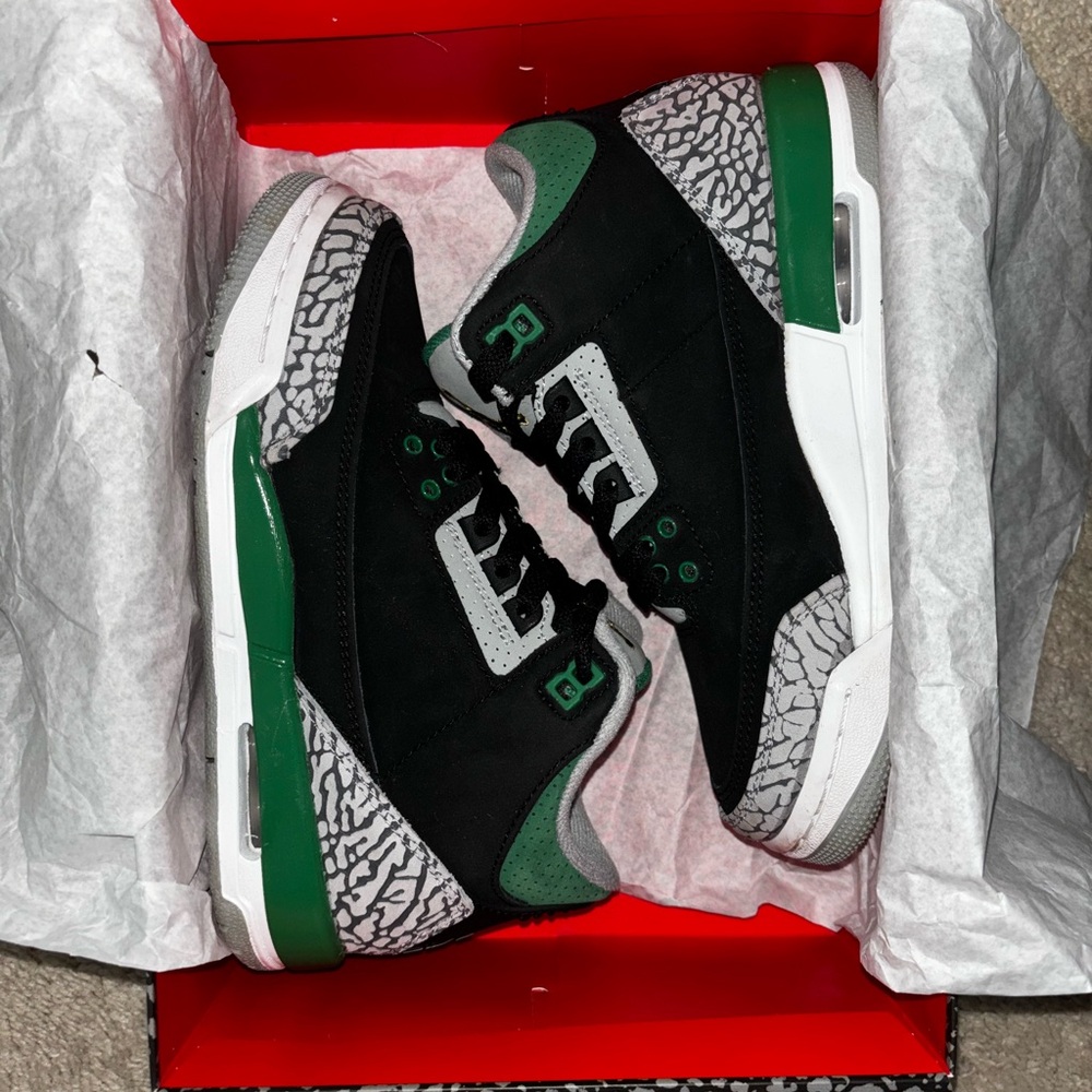 Jordan 3s Pine Green (GS)